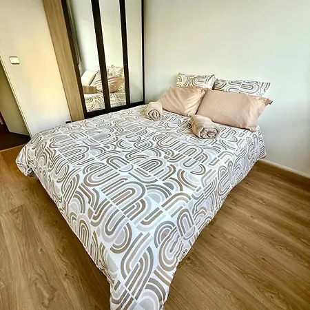 - 3 Pieces Cosy Avec Jacuzzi & Grande Terrasse Διαμέρισμα Αντίμπ